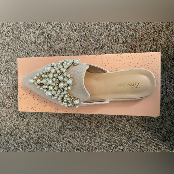 Tilocow Pearl Mules size 6.5 - Picture 4 of 4